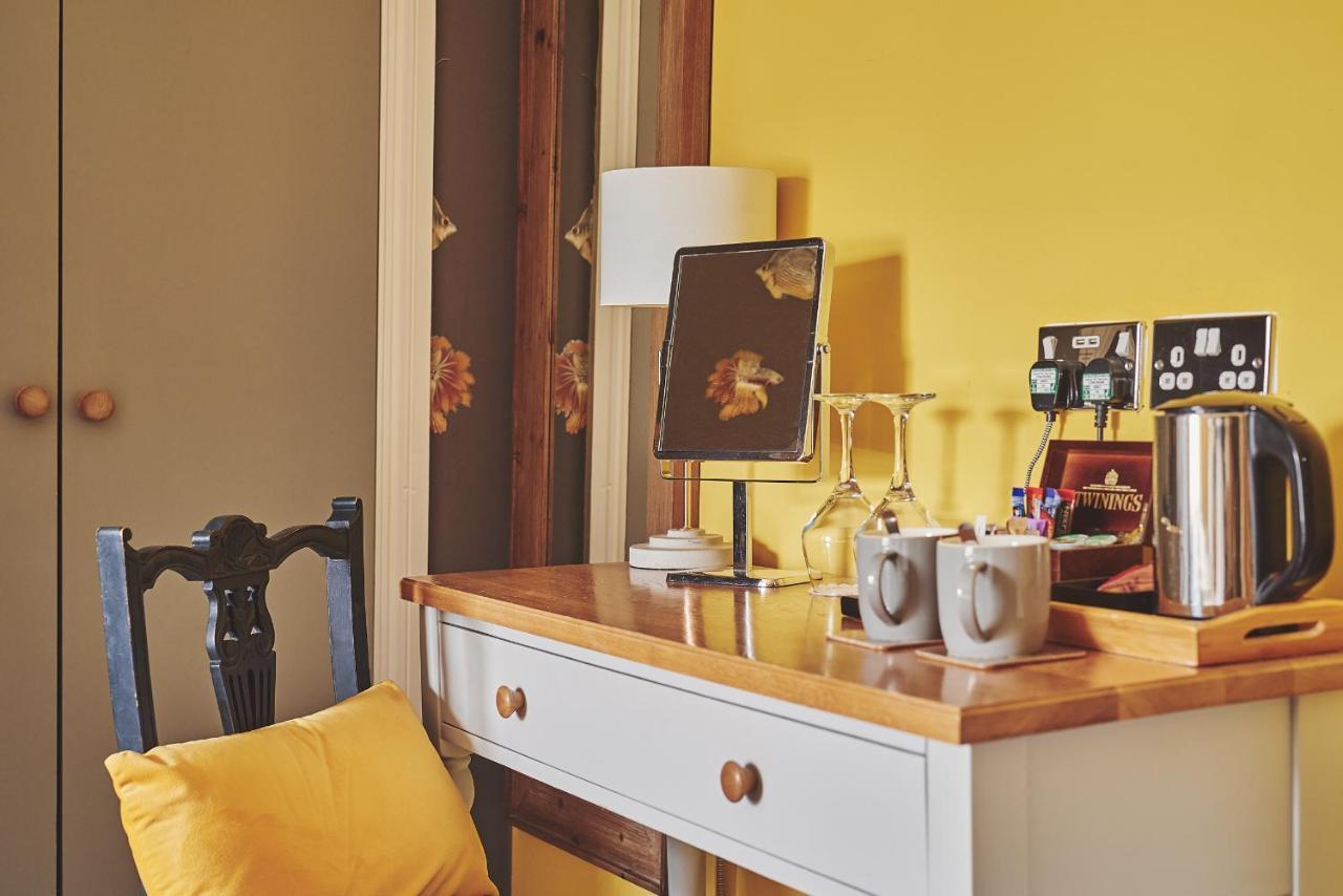 The Lansdowne Guest House Bourton-on-the-Water Luaran gambar A Nespresso machine