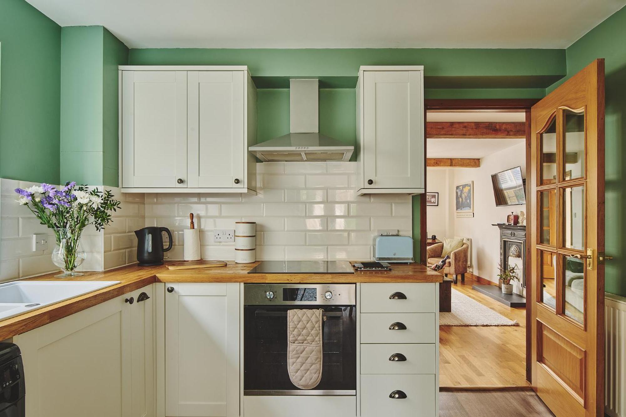 The Lansdowne Guest House Bourton-on-the-Water Luaran gambar A modern kitchen