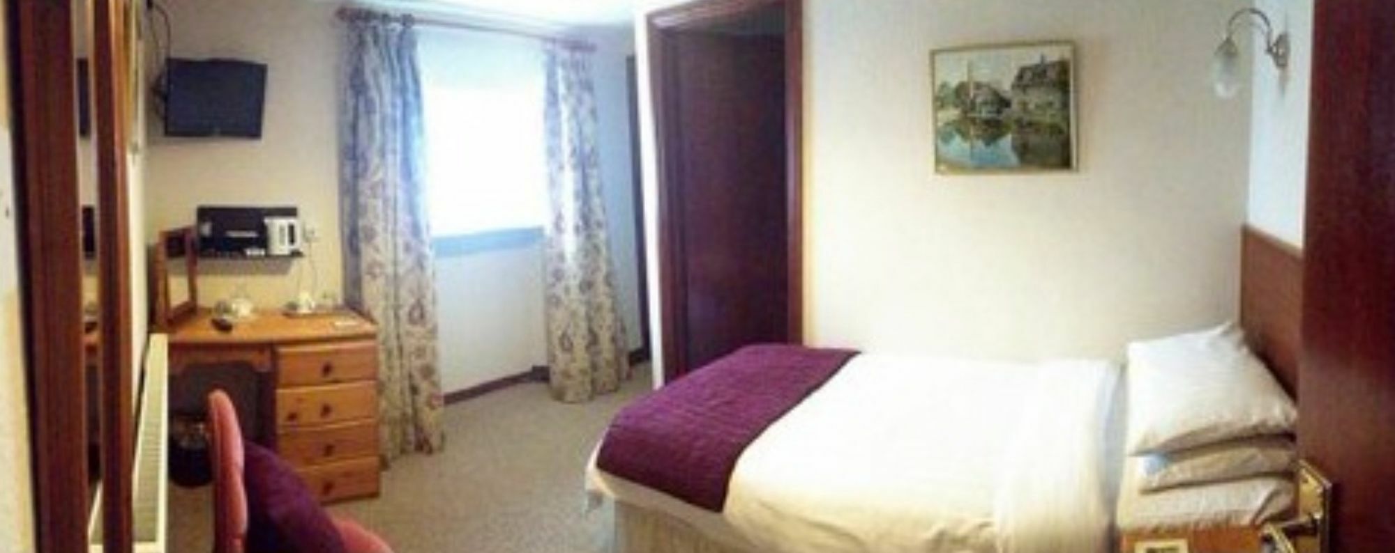 The Lansdowne Guest House Bourton-on-the-Water Luaran gambar A bedroom at the hotel